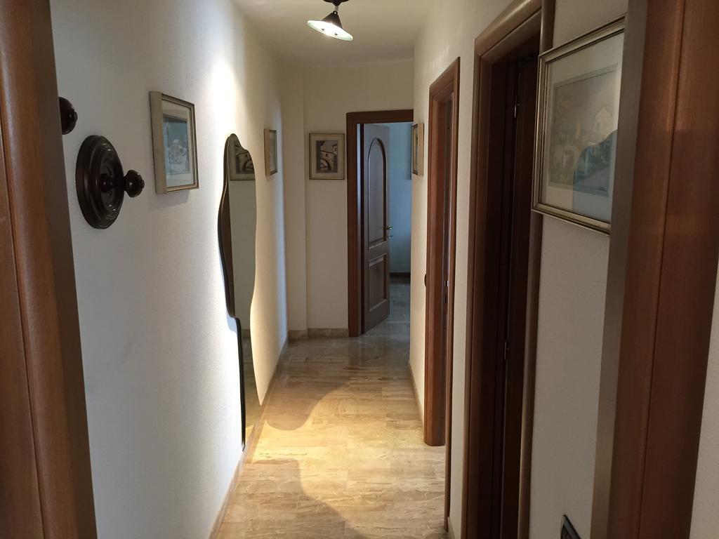 Legnano Attic Lägenhet Cavi di Lavagna Rum bild