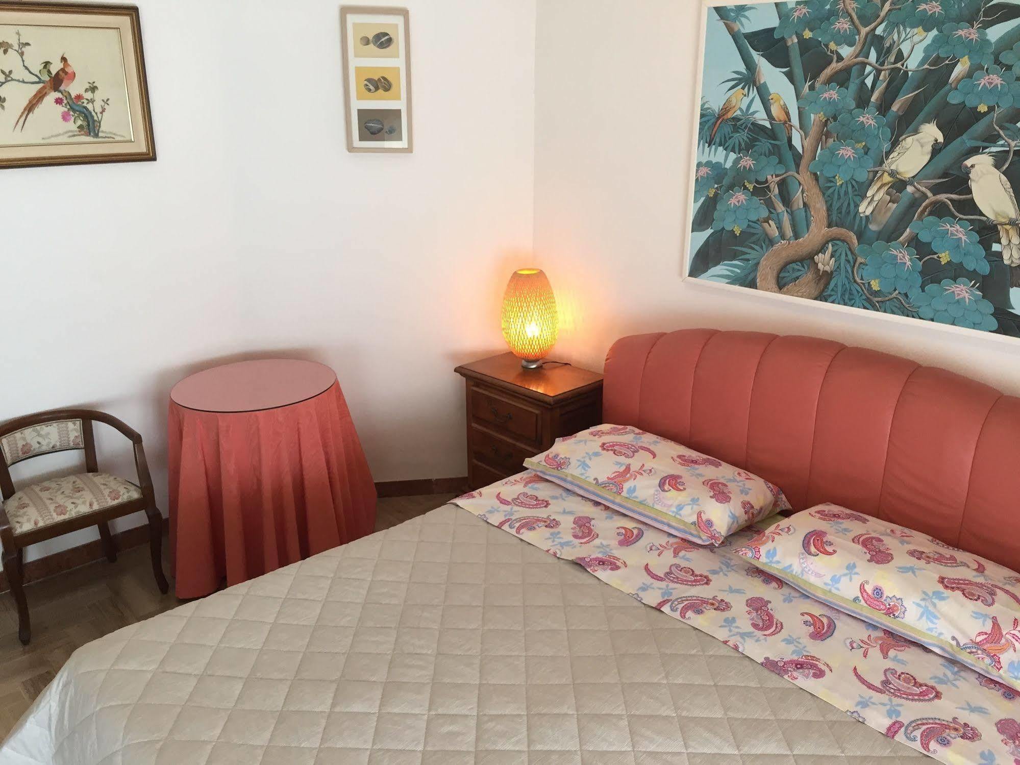 Legnano Attic Lägenhet Cavi di Lavagna Exteriör bild